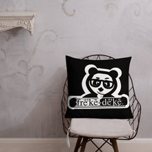 Load image into Gallery viewer, Premium Pillow freke-deke® yin yang panda on black